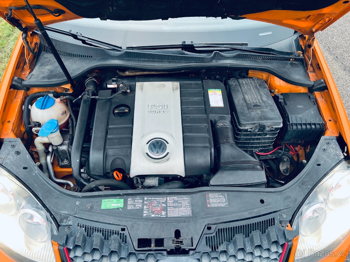 VW Golf GTI MK5 Fahrenheit edition 1/1200 ks USA - 18