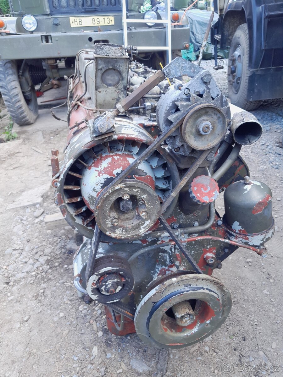 Praga V3S M2 motor - 18