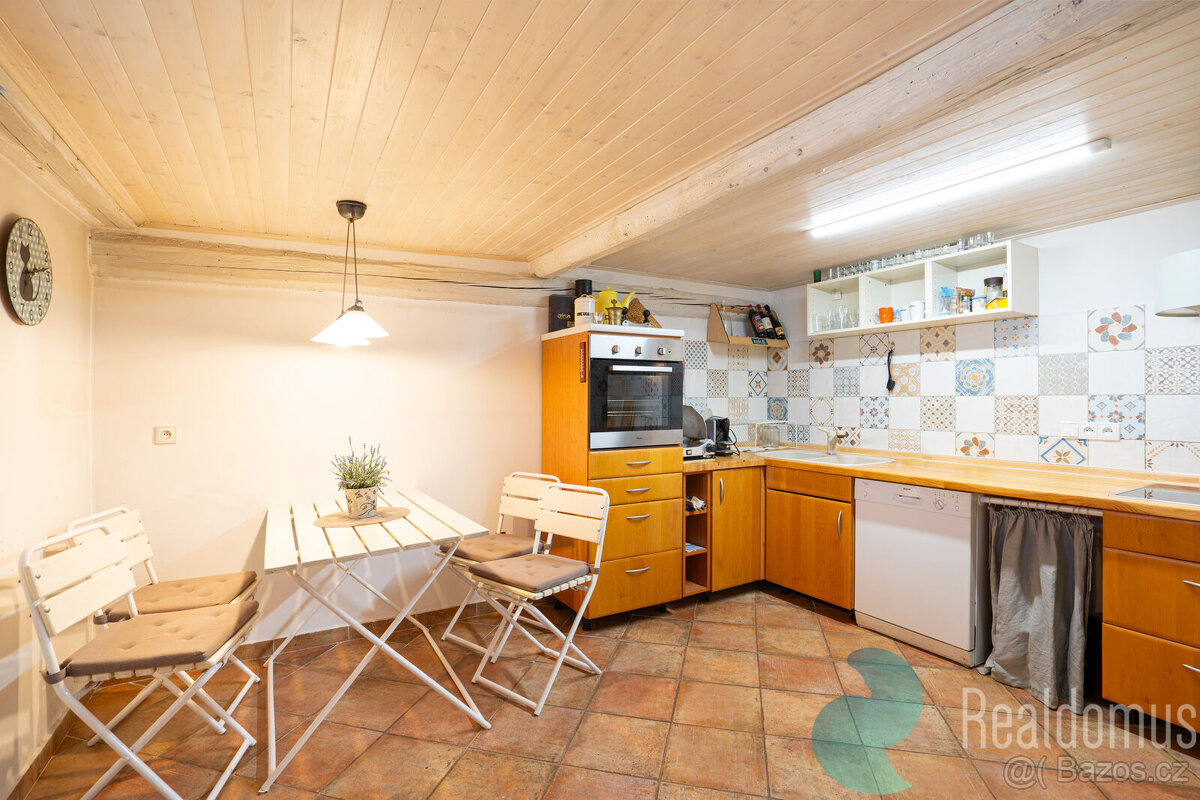 Prodej chalupy s ubytováním , 295 m2, pozemek 3066 m2, Beneš - 18