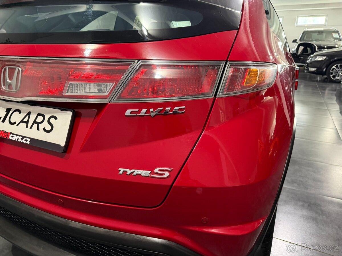 Honda Civic 1,8 TYPE-S AUTOMAT RARITA 1.MAJITEL CEBIA TOP - 18