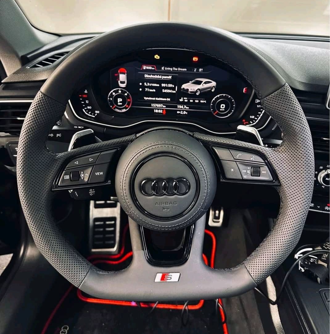 AUDI SLINE VOLANT MULTIFUNKCNY S PÁDLAMI A3 A4 A5 A6 Q5 Q7 - 18