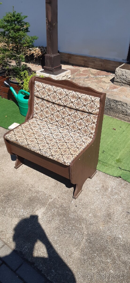 různé stoličky, či štokrle, polička - 18