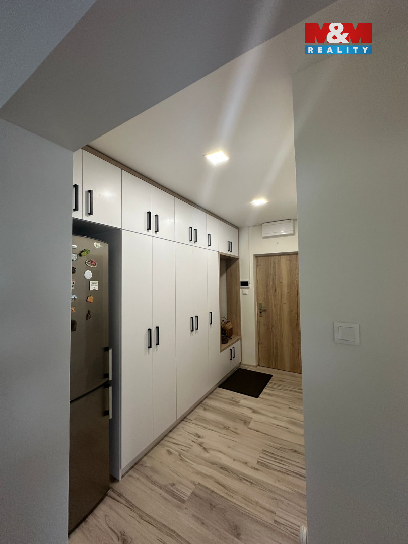 Prodej bytu 3+1, 57 m², Karviná, ul. Sovova - 18