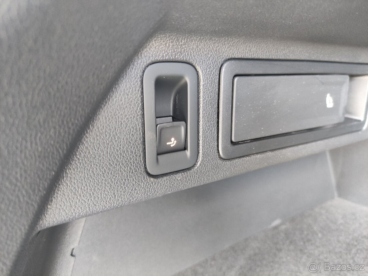 VW Tiguan DSG 4Motion FullLED KAMERA TAŽNÉ MY 22 - 18