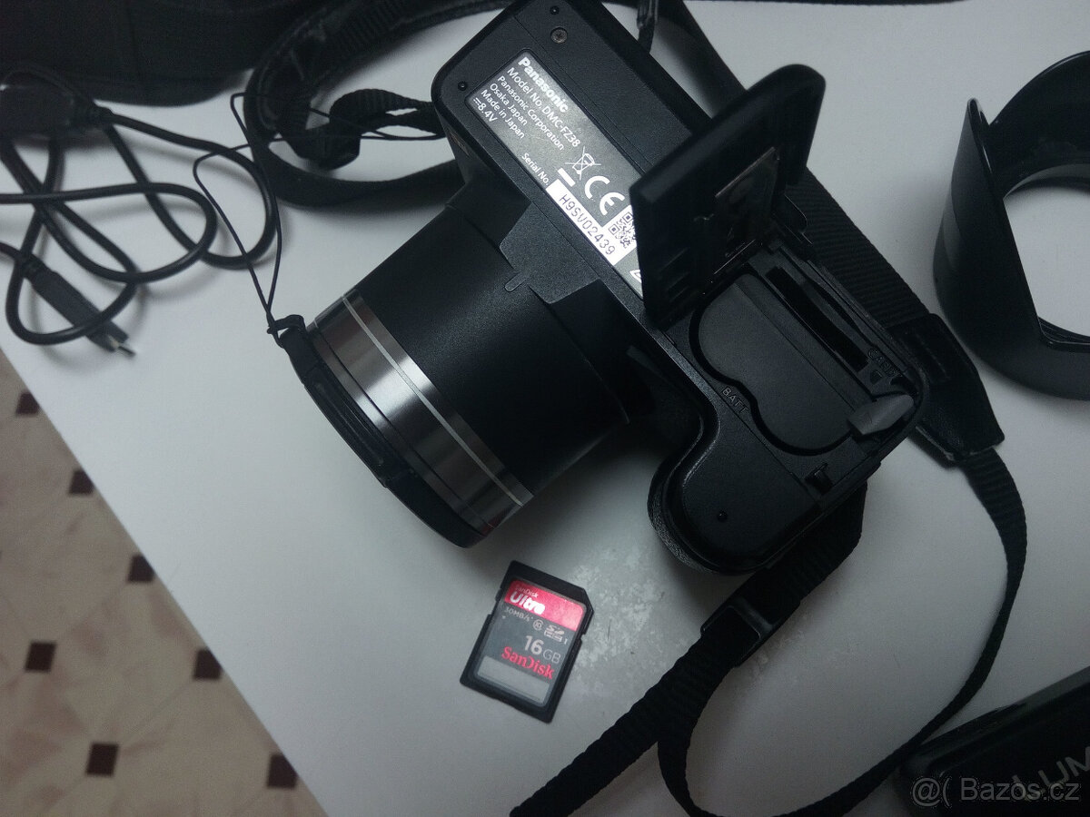 Superzoom Panasonic Lumix DMC-FZ38, komplet příslušenství - 18