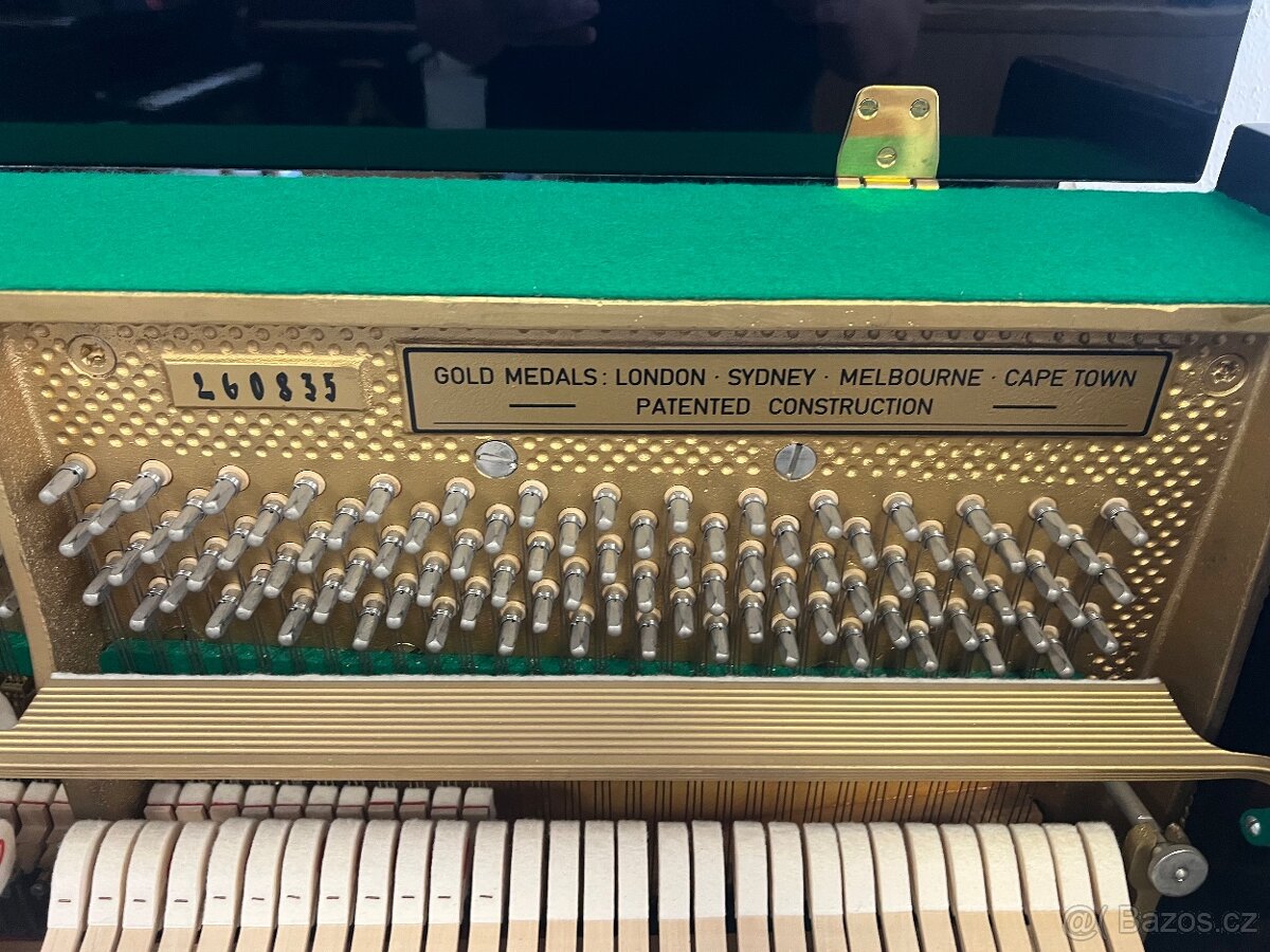 Weinbach-Petrof se zárukou 5 let, první ladění a doprava - 18