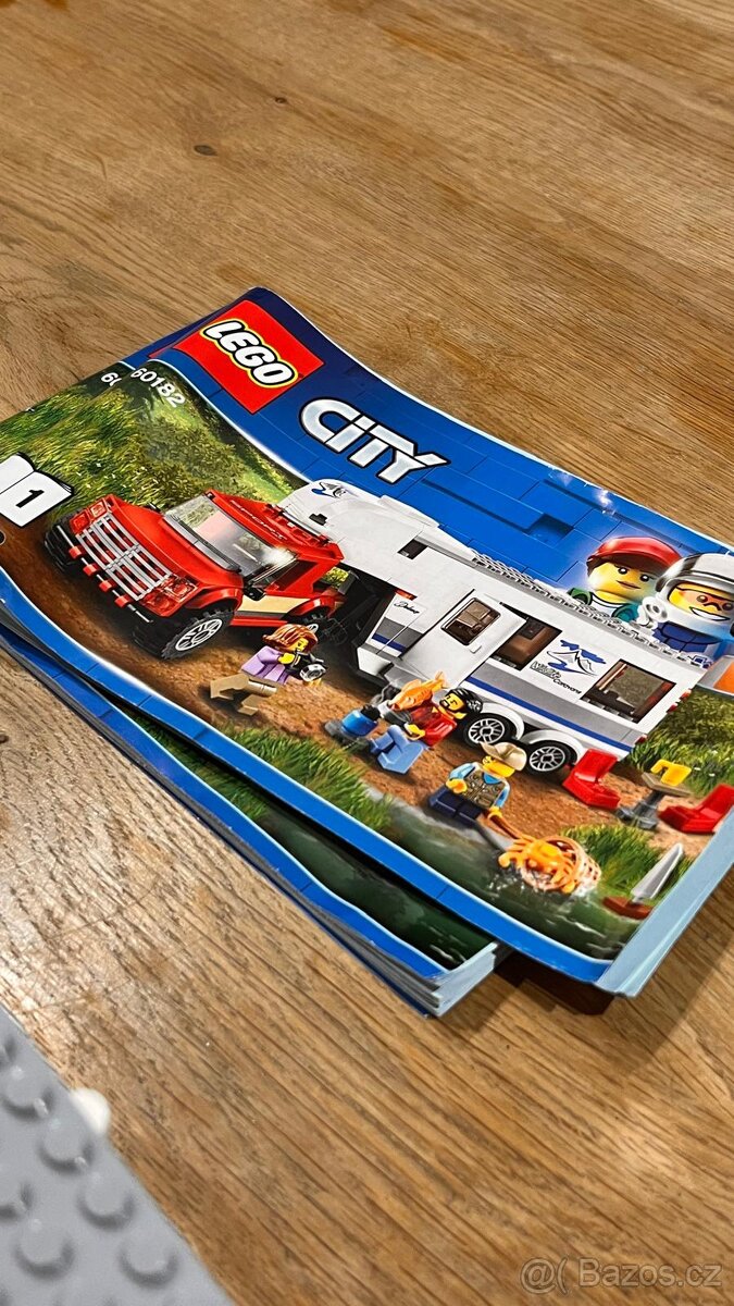 Lego city Pick-up a karavan 60182 - 18