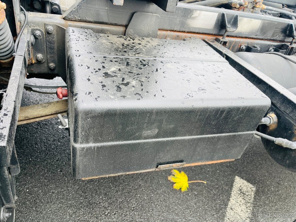 AVIA S D120 HAKOVÝ KONTEJNER OKŘÍNEK - 18