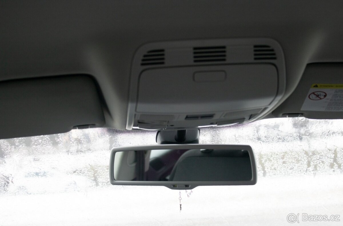 Volkswagen Passat Variant - 18