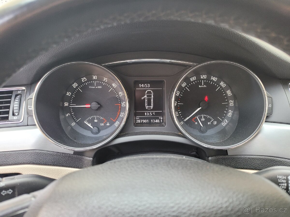 ŠKODA SUPERB FACELIFT (KOMPLET SERVIS,NOVÁ TK) - 18