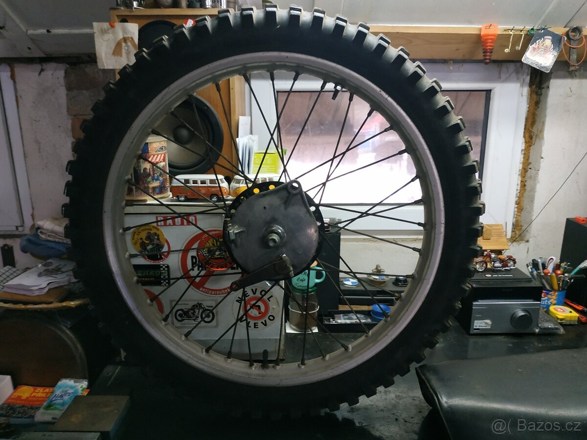 Díly Kawasaki klx -kl 250 - 18