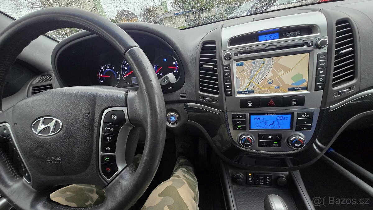 HYUNDAI SANTA FE 2.2CRDi PREMIUM 4x4 1MAJITEL - 18