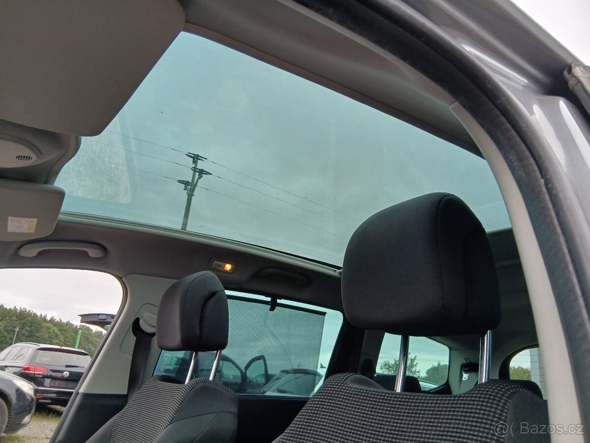 Peugeot 5008, 2.0 HDI, 7 míst, r.v.2017 - 18