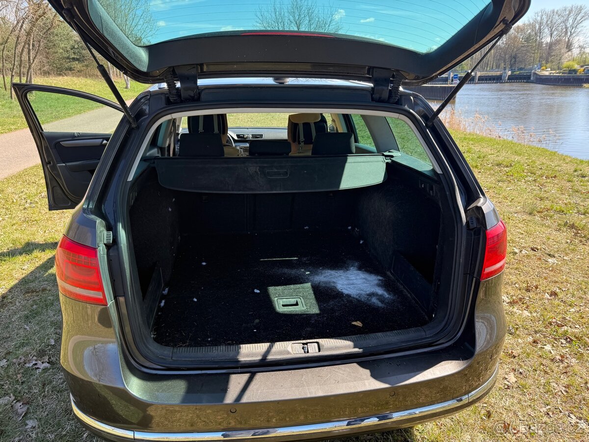 Volkswagen Passat Variant - 18