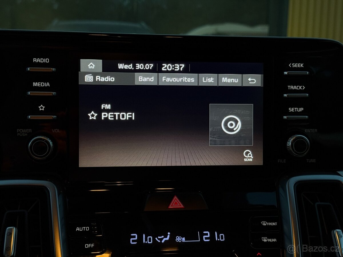 Kia Sorento 2.2 CRDi 7-miestne, Automat, Adaptiv tempomat - 18