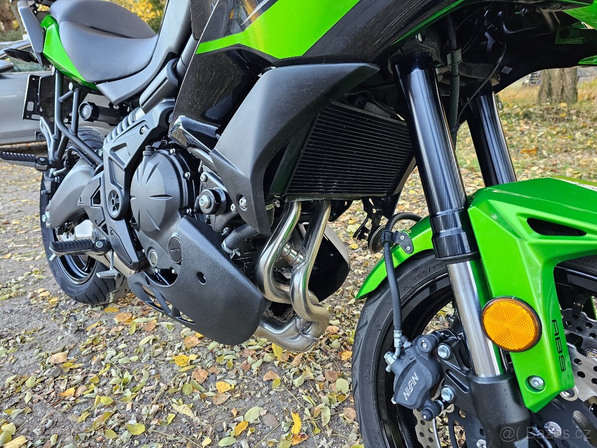 Kawasaki Versys 650 ABS r.v.2022 - 18