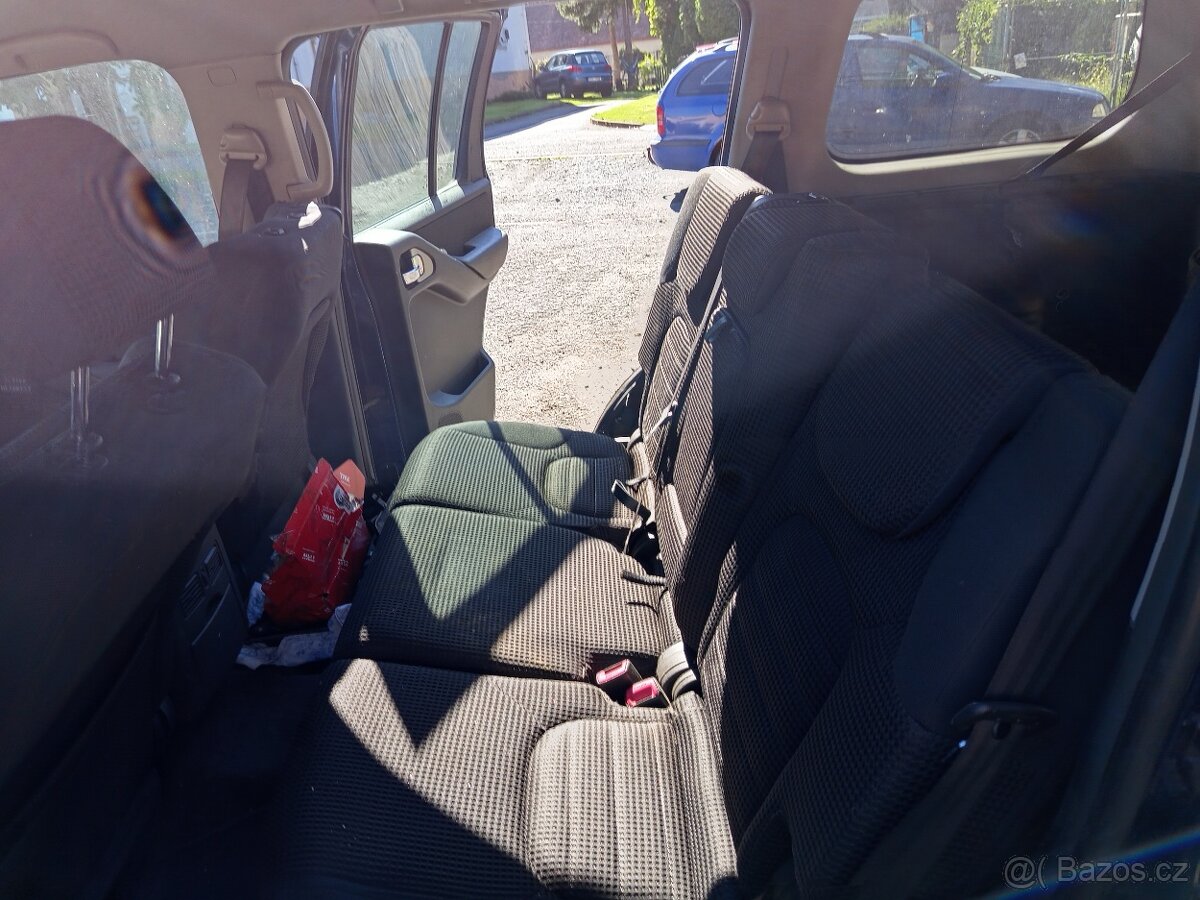 Nissan Pathfinder 2005 - 18