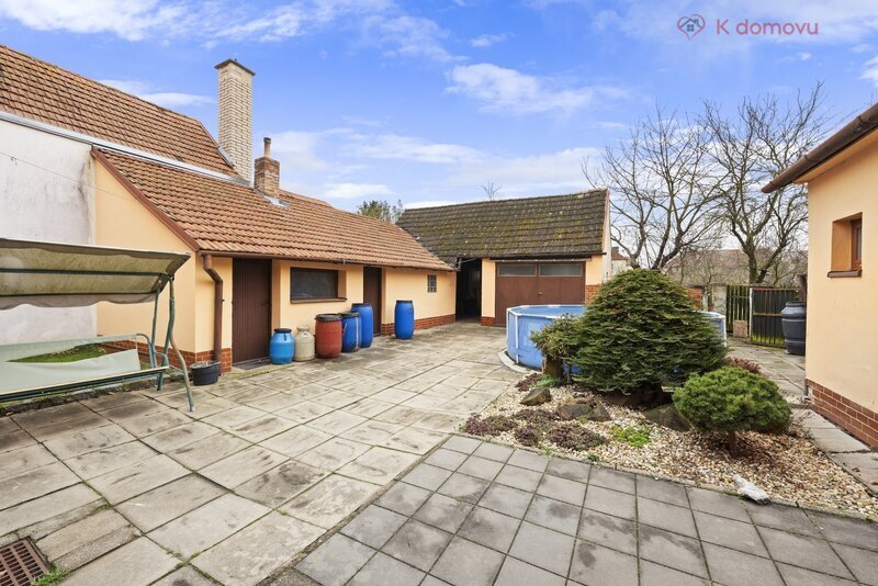 Prodej RD 5+2 v obci Kunovice s dvorkem a zahradou, okr. Uhe - 18