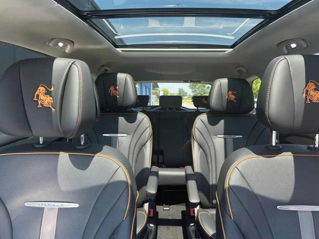 Dongfeng U-Tour, EXCLUSIVE FR 2 - 18