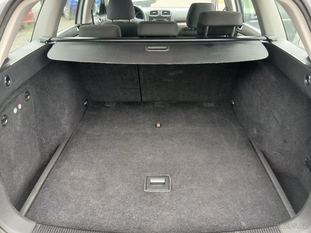 Volkswagen Golf, 1.6 TDI, bílá perleť - 18