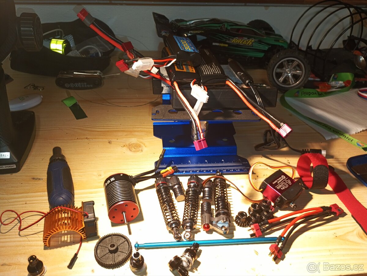 HSP Octane až 100km/h + hromada vybavení - 18