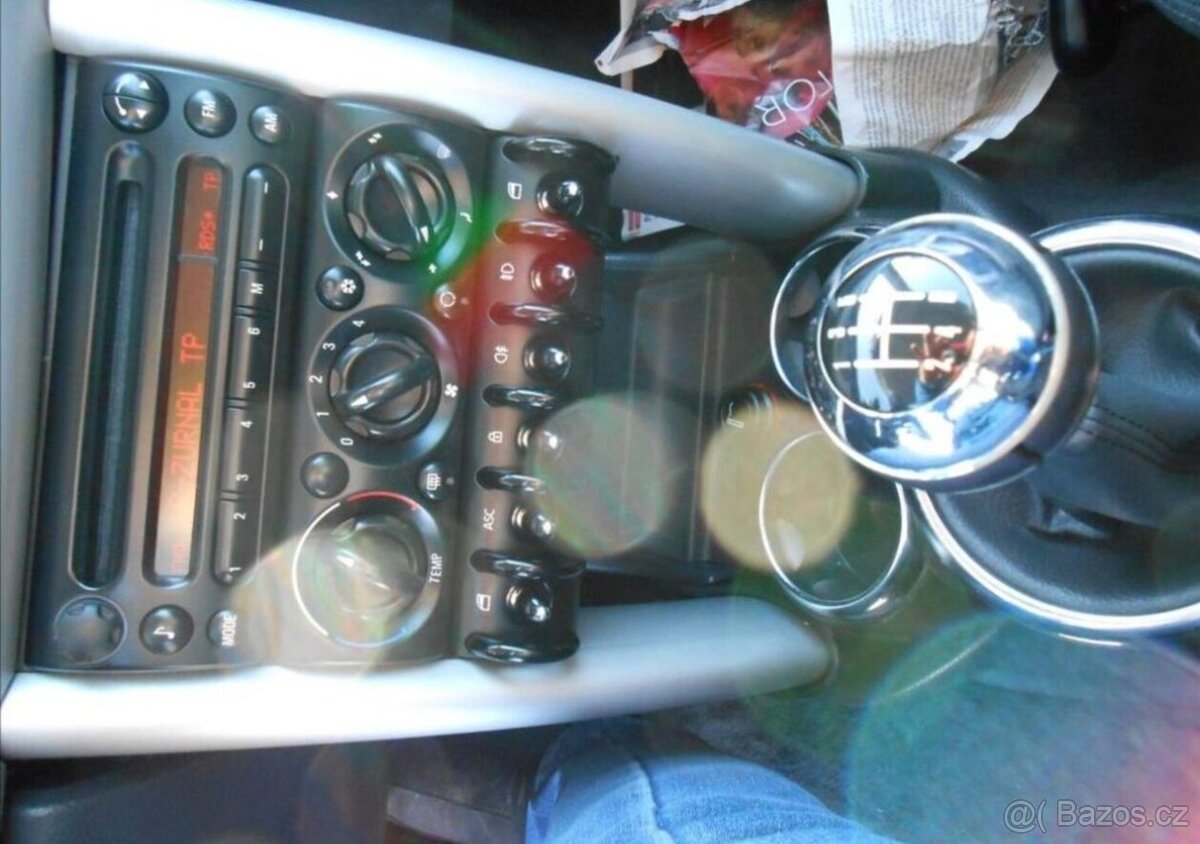 Mini One 1,6 66 kW Serviska KLIMA benzín - 18