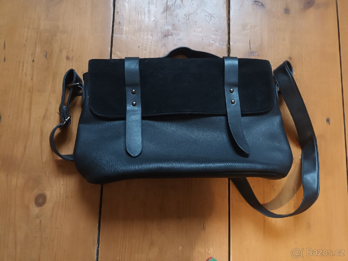 Dětské oblečení a boty, pro děti 3-12 let, víc než 150 kusů - 18