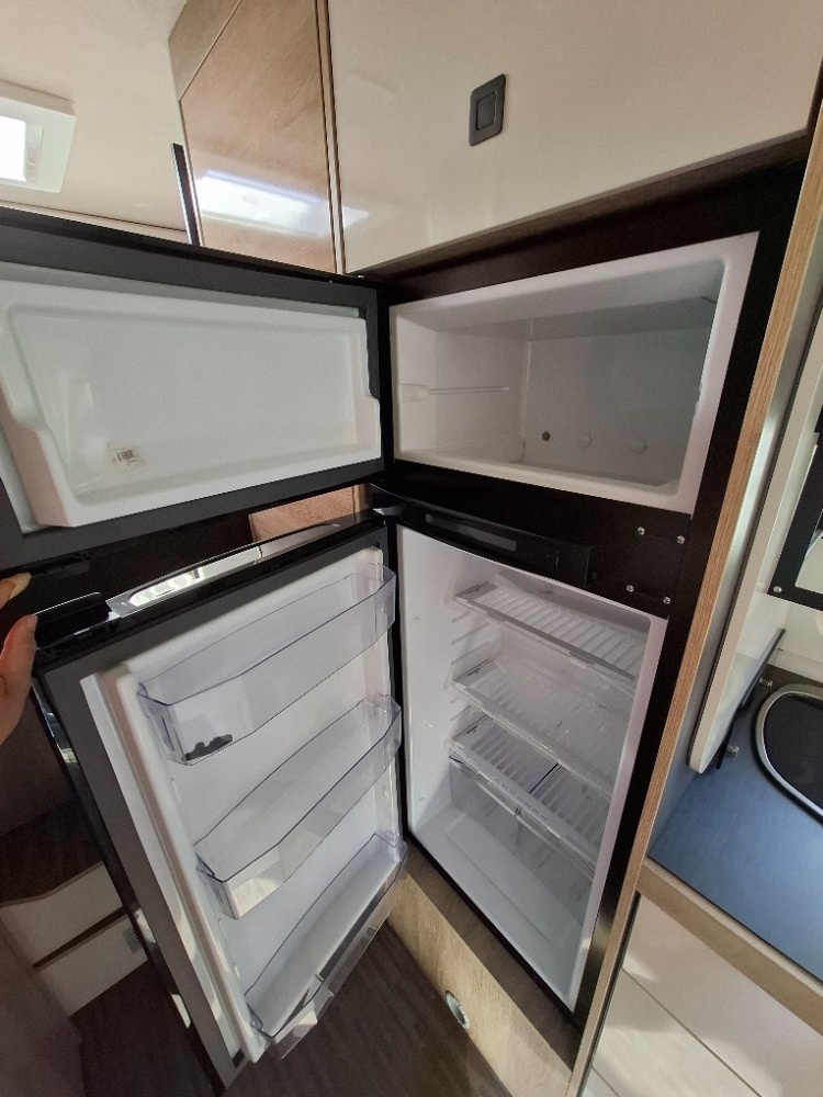 Obytný automobil MOBILVETTA KEA P67 - 4 místná - 18