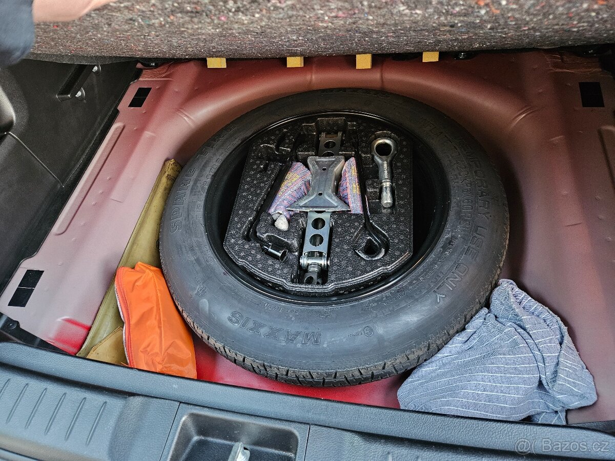 Suzuki Vitara 1.4 BoosterJet 4x4, AT, 103kW, rv. 2018 - 18