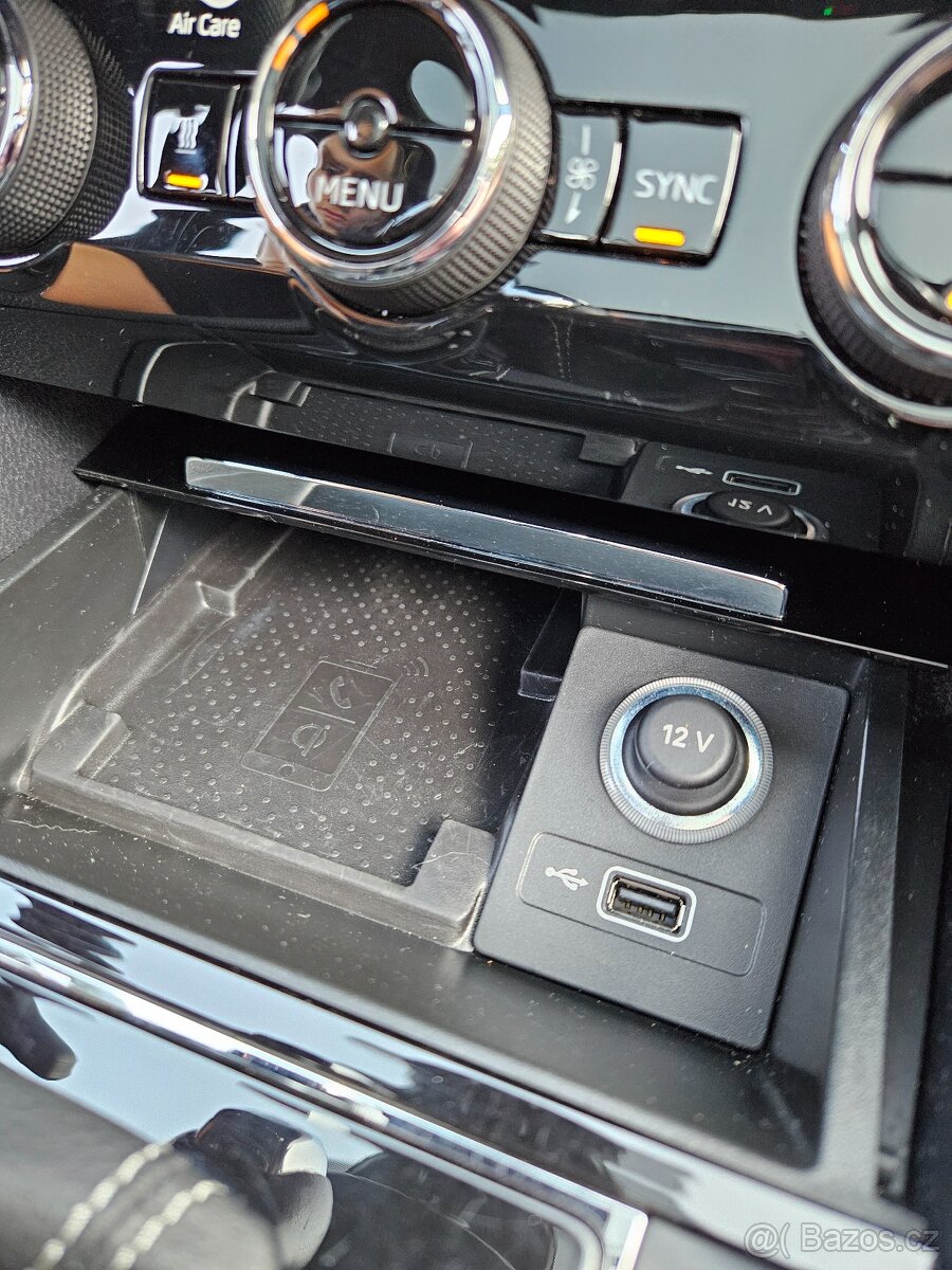 Škoda Superb 3 combi 2.0TDi,110kW,DSG,Webasto,Pano,Keyless - 18