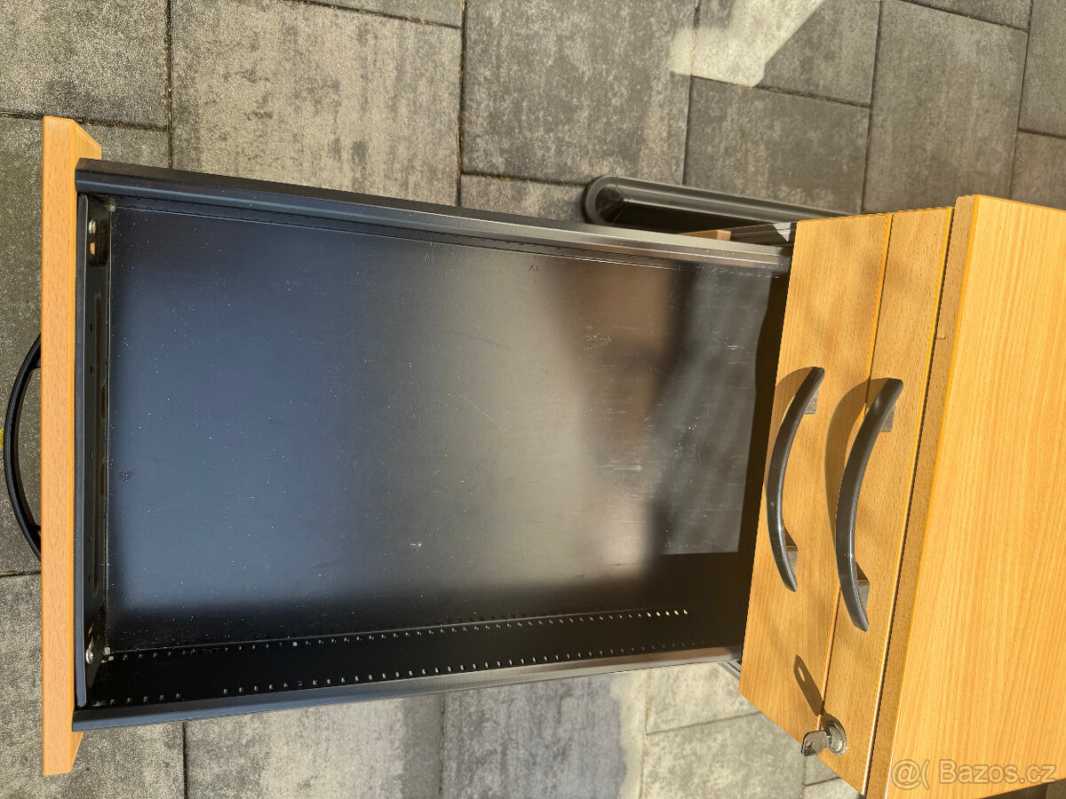 Kancelářský psací stůl polohovací - 2 kontejnery - TOP - 18