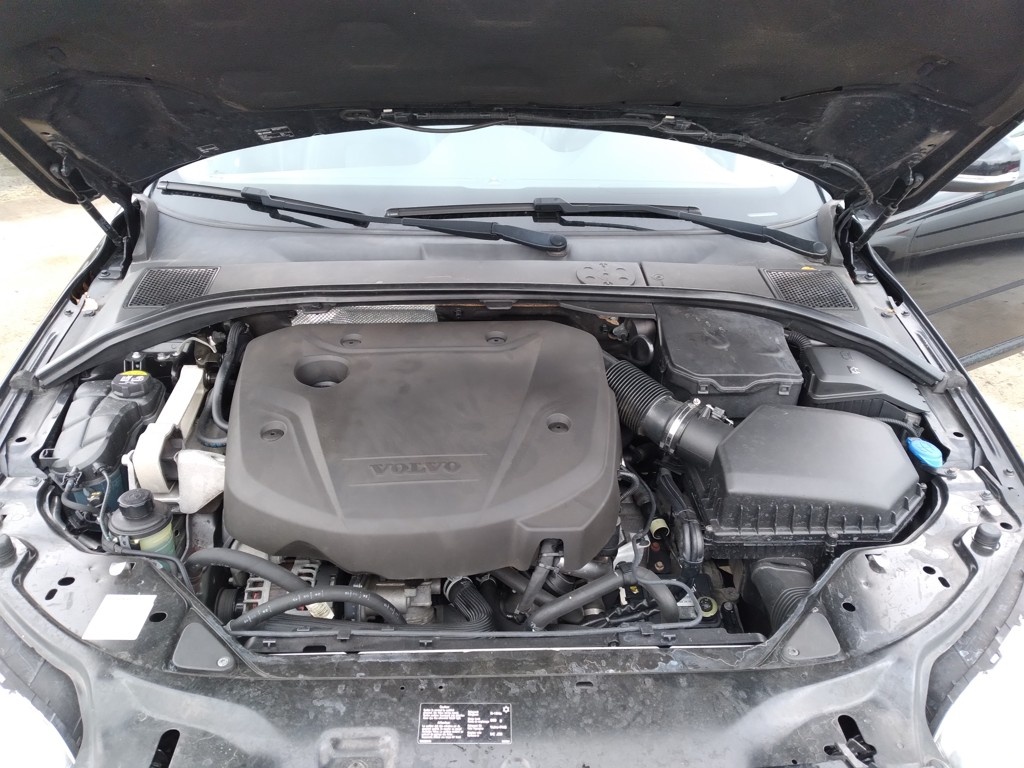 VOLVO V70 D3 DRIVE-E ECO 2.0D NAVI,AT,SERVISKA - 18