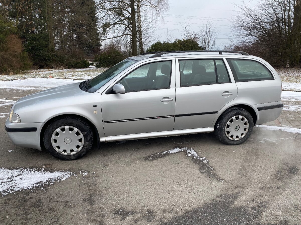 ŠKODA OCTAVIA 1 4X4 2.0 85KW 2003 COMBI - 18
