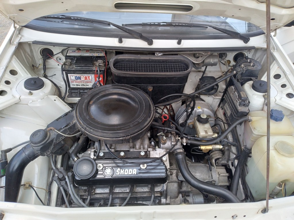 ŠKODA FAVORIT 135 - 18