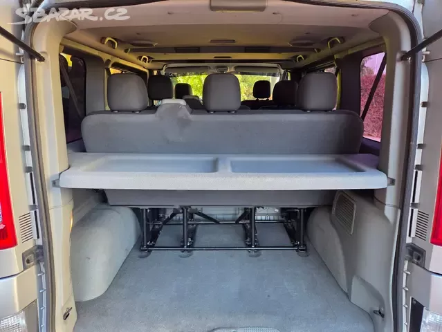 Vivaro 2.5 CDTI 107kW Cosmo 8.míst,Tažné,Klima,Navigace - 18