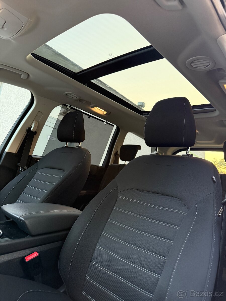 Ford Galaxy 1.5 Ecoboost 121kw—Titanium—manuál—2019–7 mist— - 18