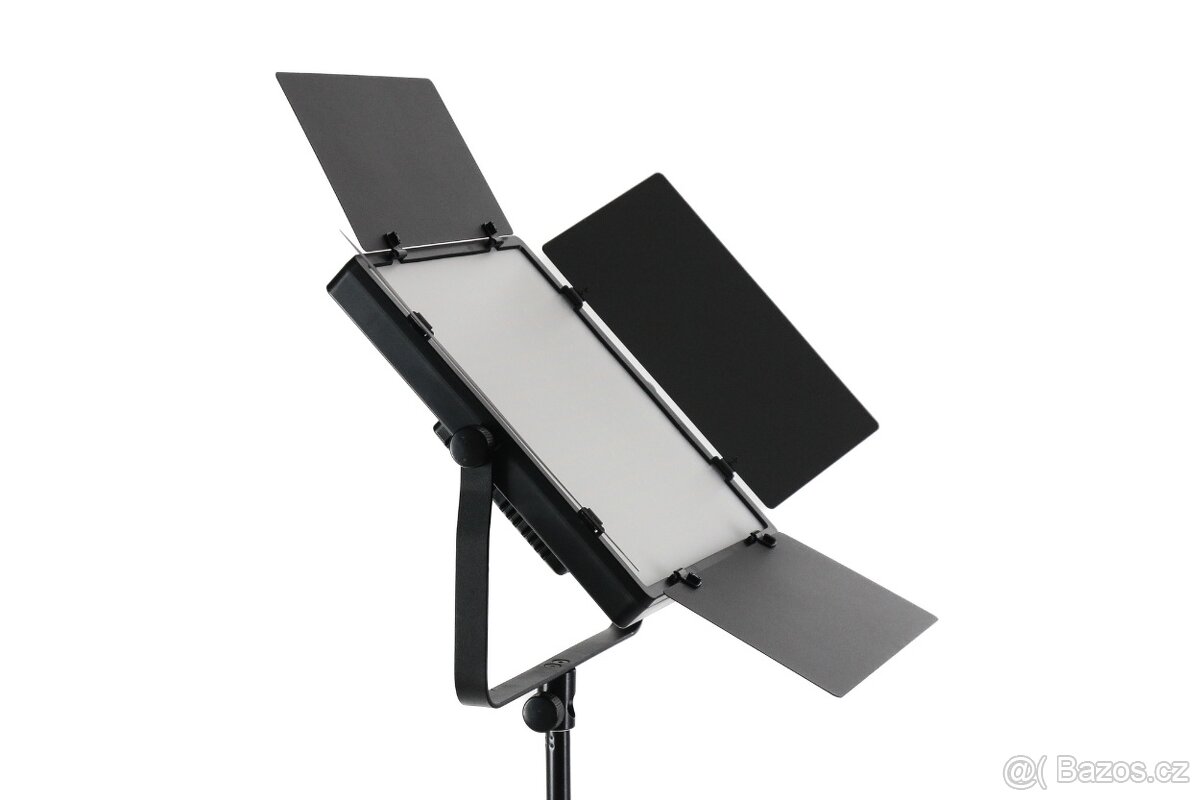 Profesionální LED světlo 660 PRO – 60W s regulací CRI 97+ - 18