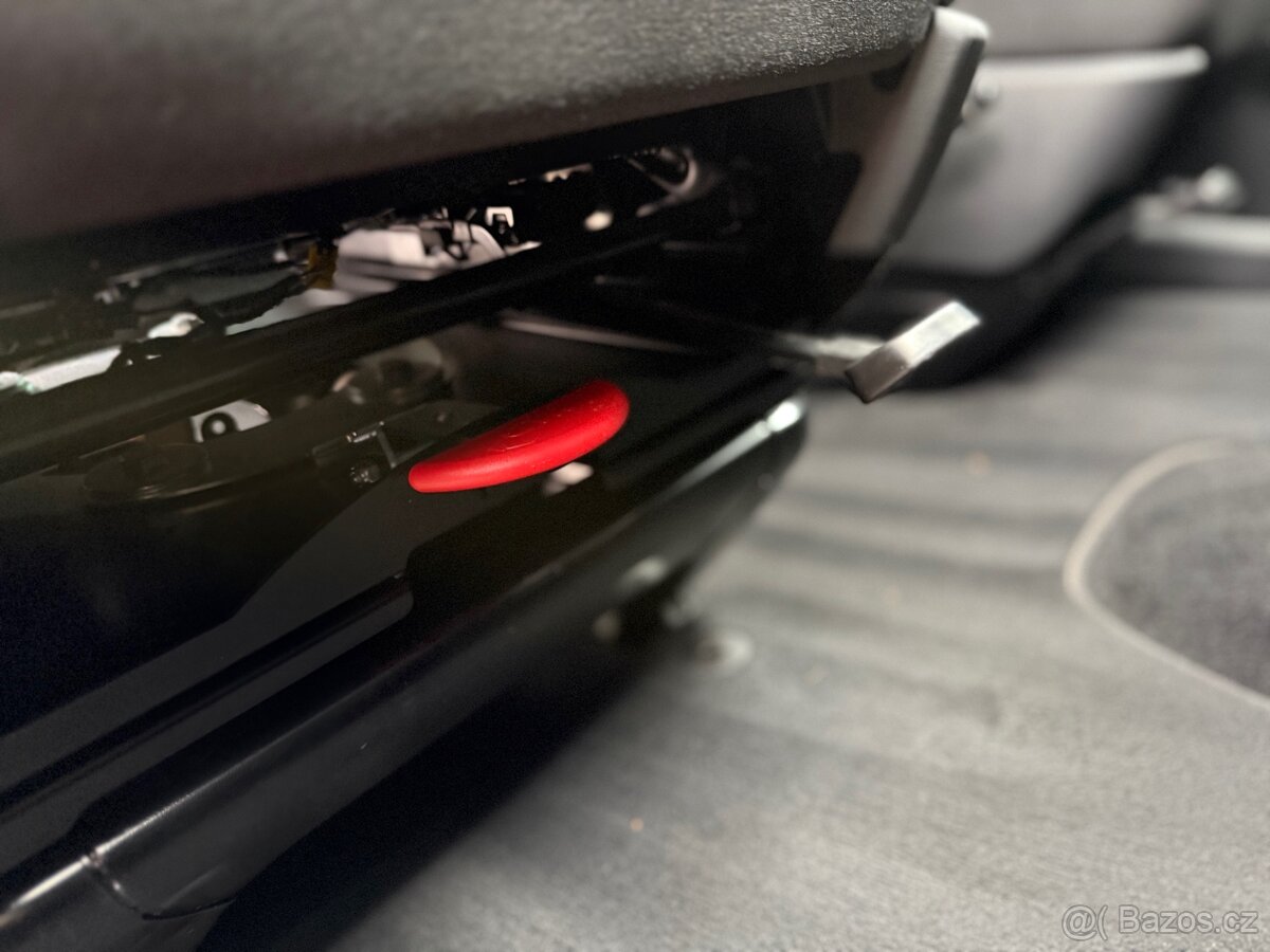 VOLKSWAGEN CARAVELLE T6 2,0 TDI 110 kW DSG COMFORT. / TOP - 18