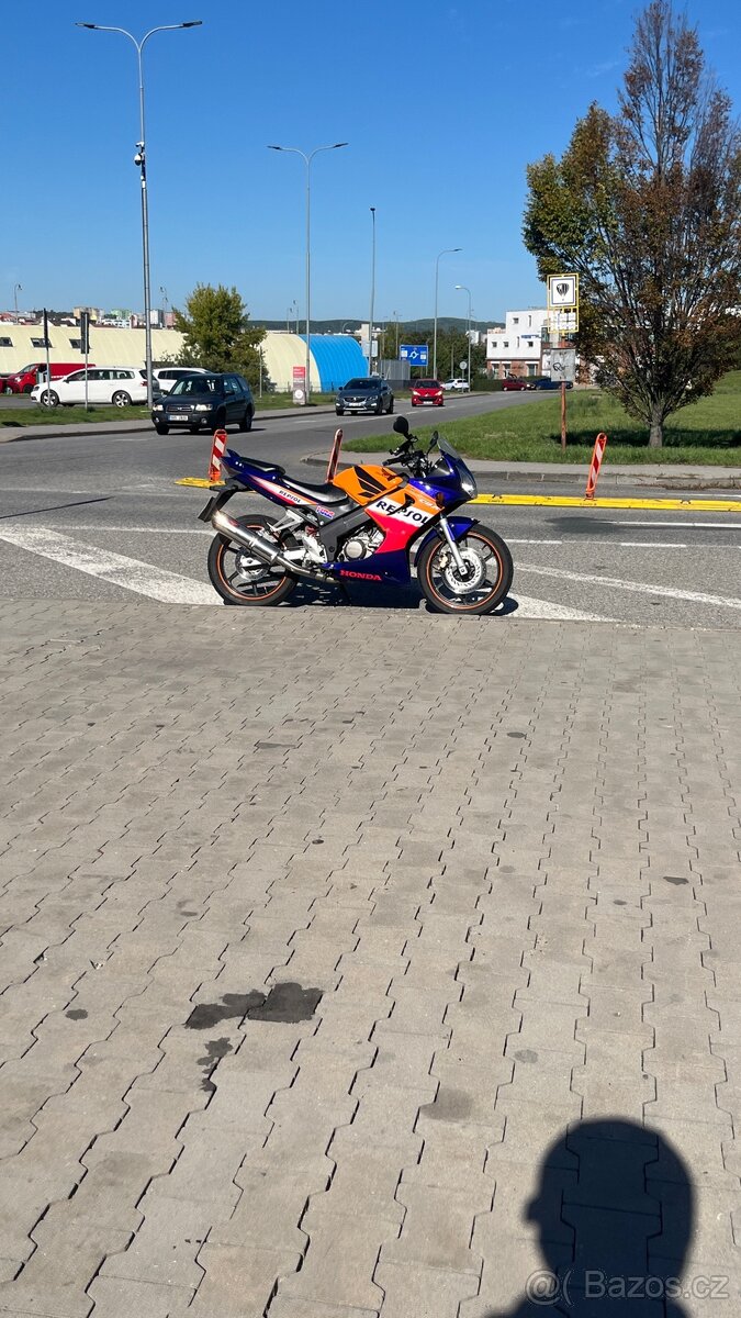 Honda cbr 125r jc34 - 18