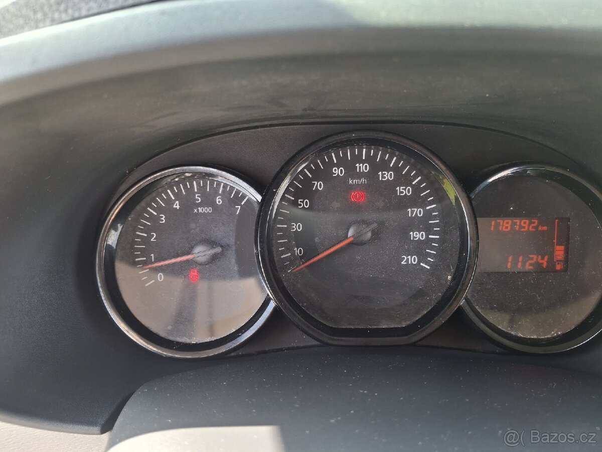 DOKKER 1,6 BENZÍN 61 KW KLIMA 2x ŠOUPAČKY - 18