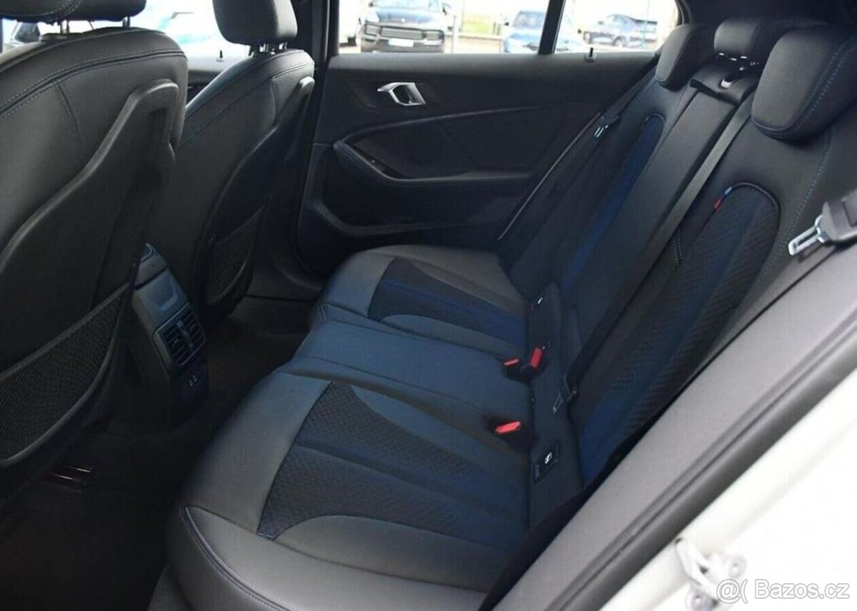 BMW Řada 1 116d ČR TAŽNÉ HUD REZERVACE - 18