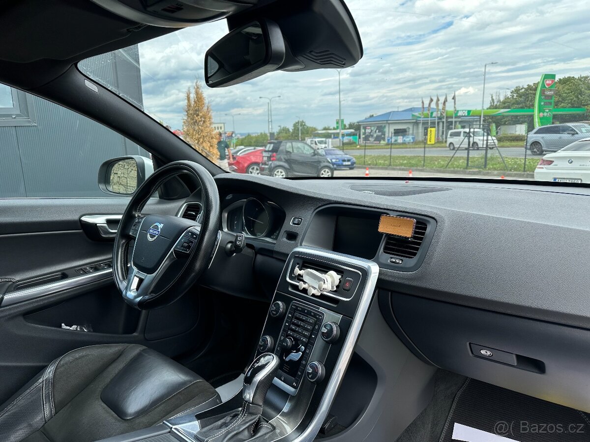Volvo V60 2014 - 18
