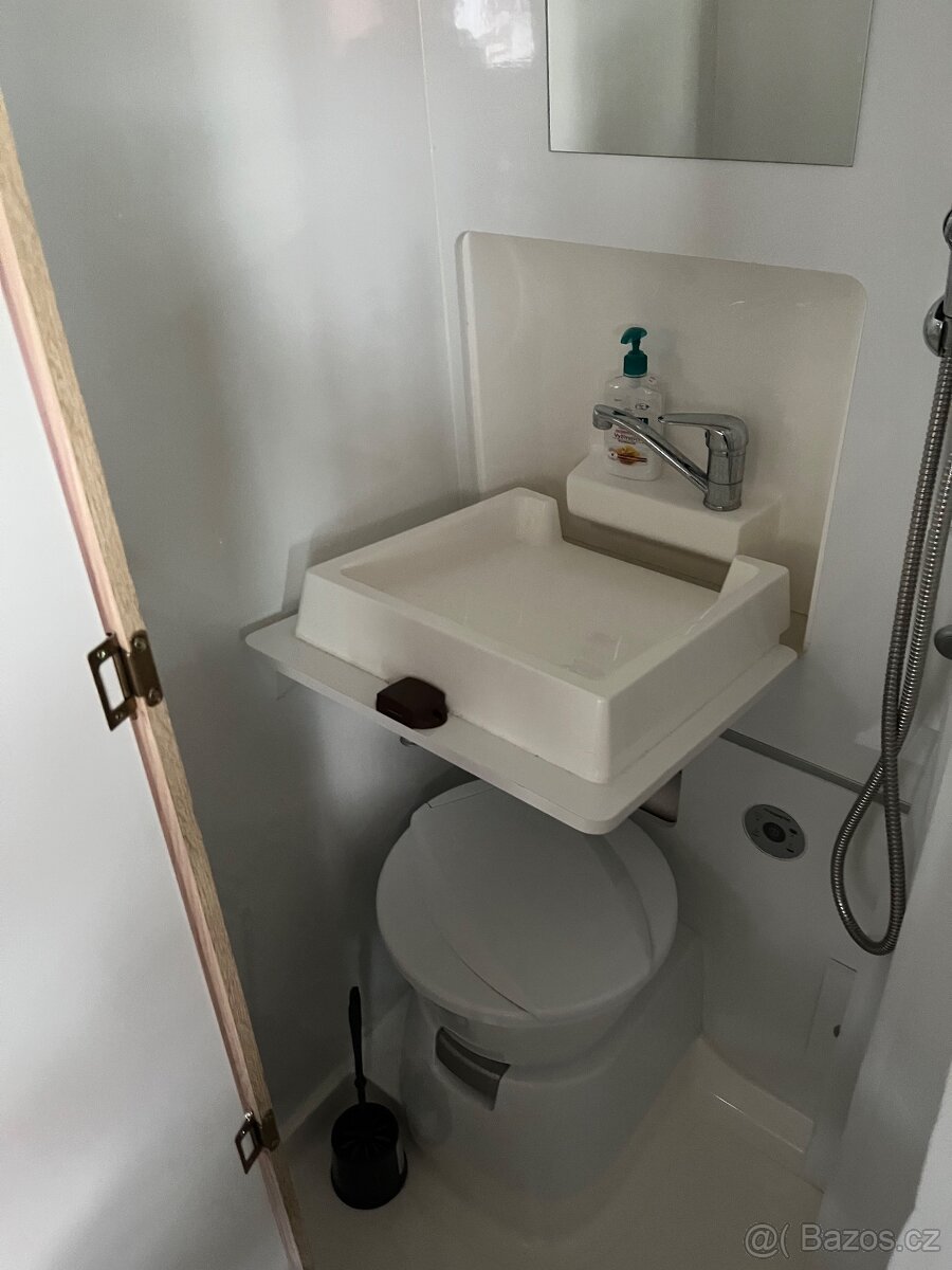 Obytná vestavba Citroen Jumper - 18