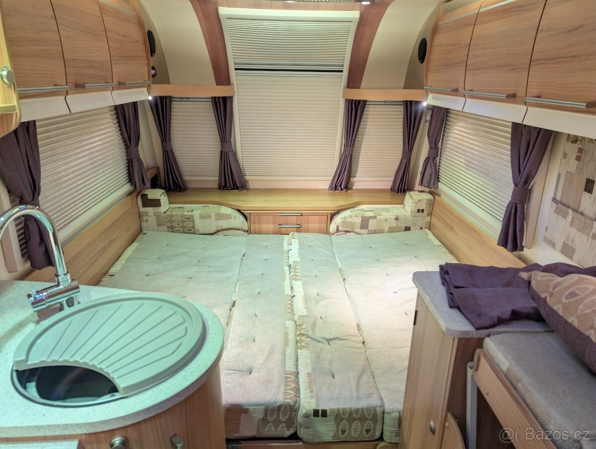 BAILEY UNICORN 2 MADRID 2014,MOVER,ALDE,VELKÁ KOUPELNA,ATC - 18