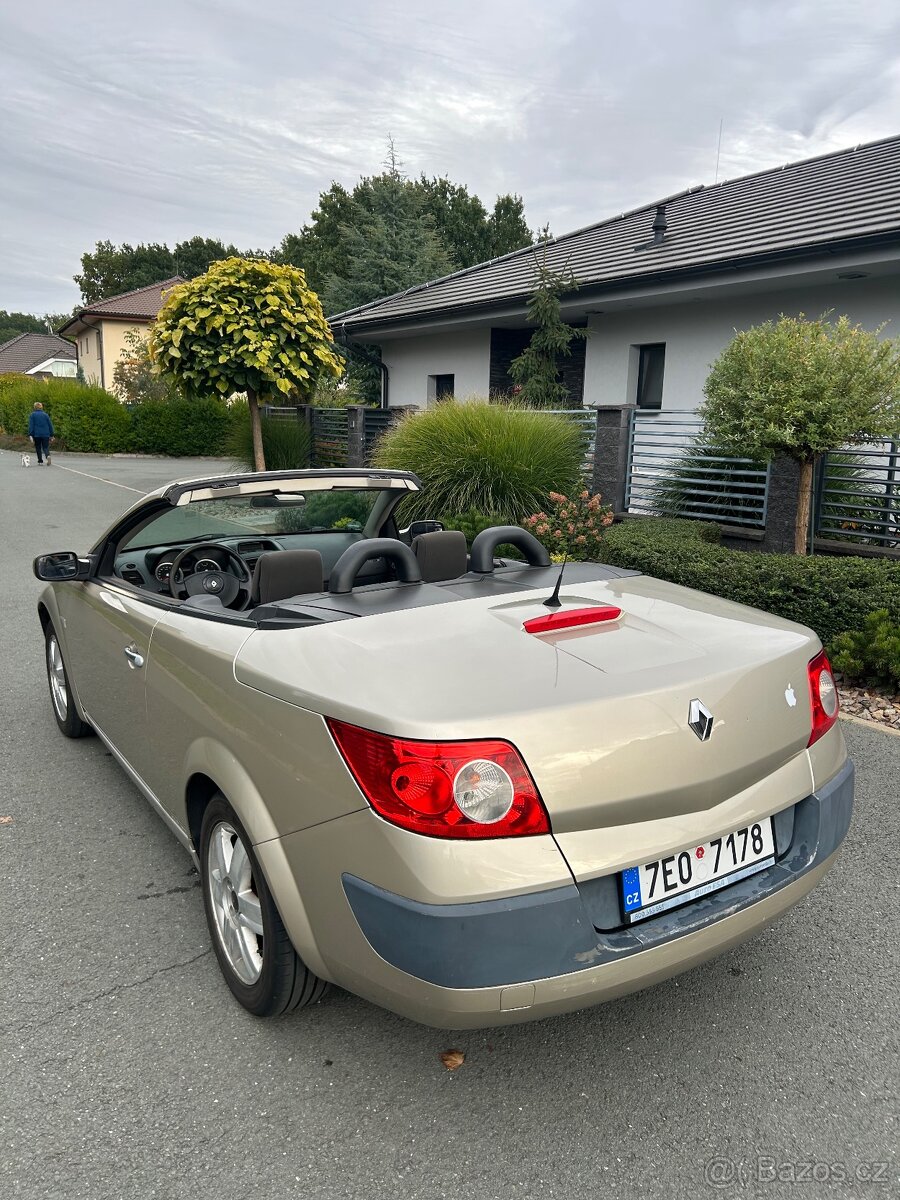 RENAULT MÉGANE CABRIO - 18