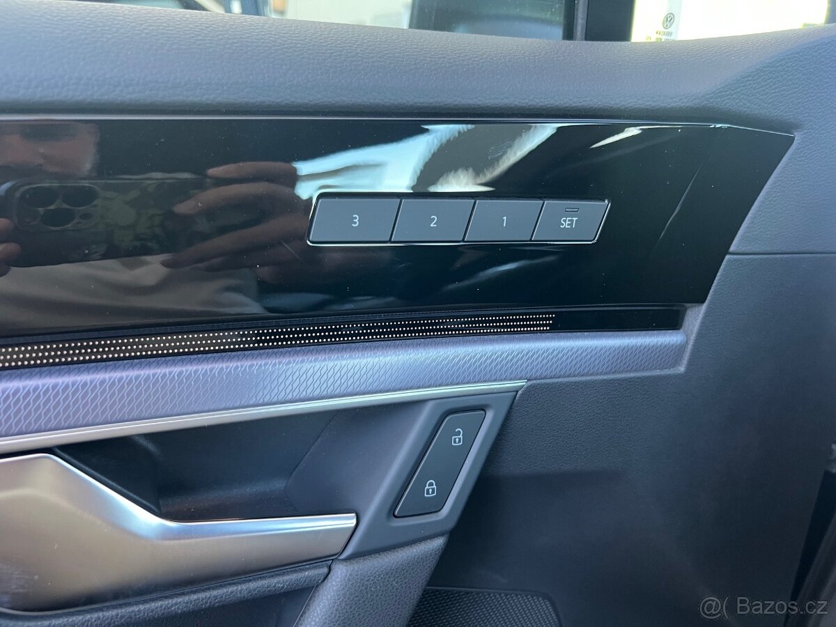 VW Touareg R-line 3,0TDI 210kW Tiptronic 4M - 18