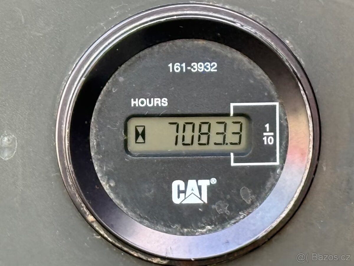 CAT 320 D Pásový bagr - 18