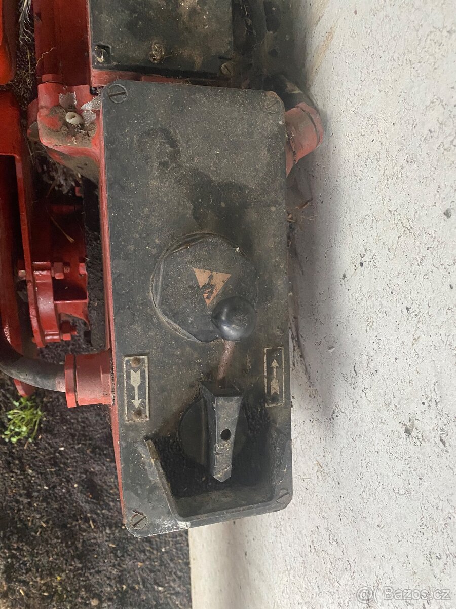 Pracovní plošina Stros - 18