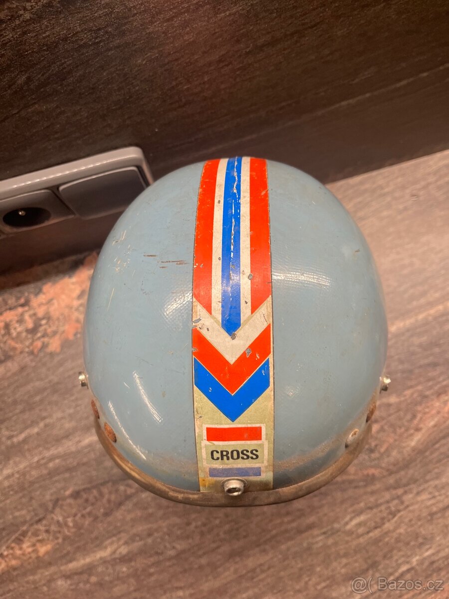 Helma Cassida Cross - 18