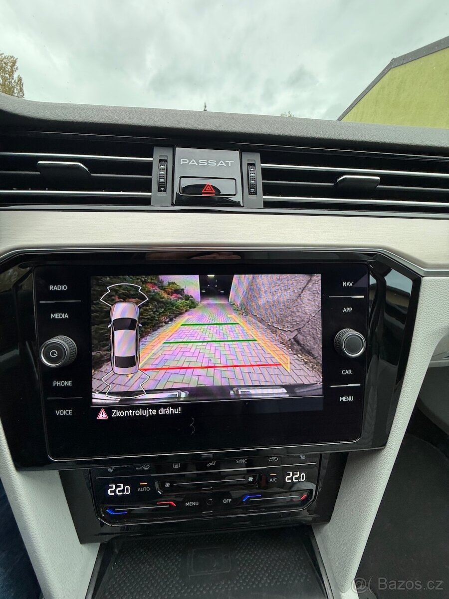 VW PASSAT 1.5TSi 110kW ELEGANCE DSG ACC Vyhř.okno Masáž 2021 - 18